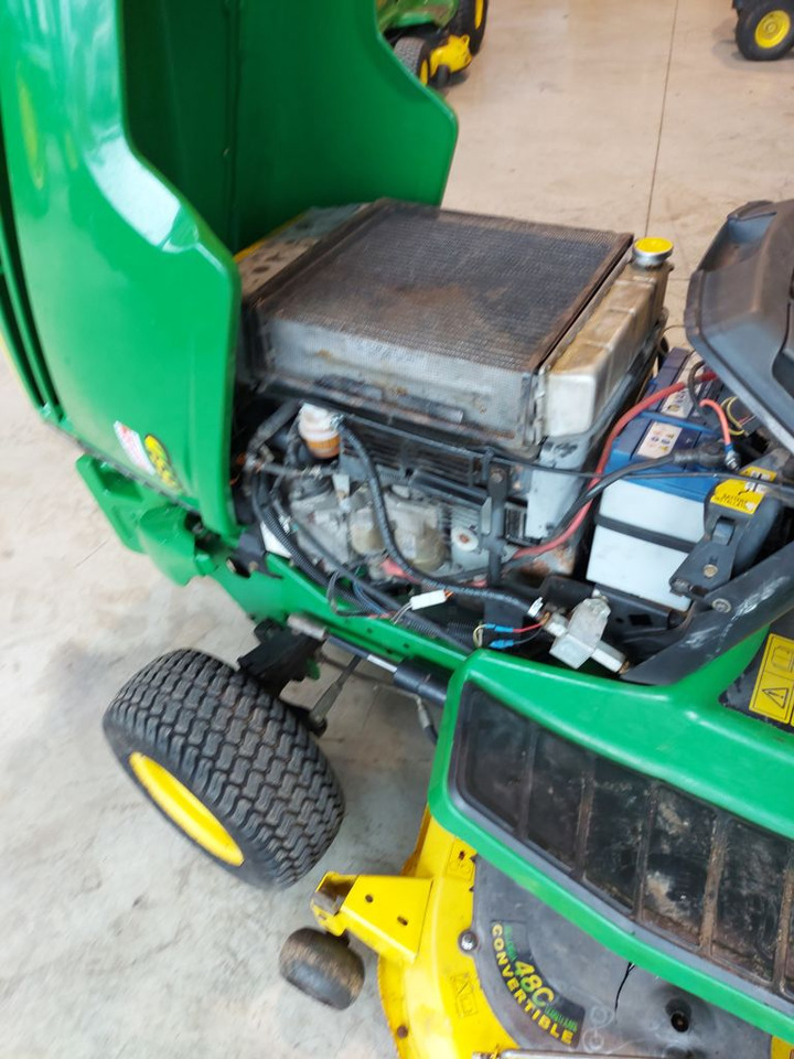 John Deere 355D - Micro tracteur: photos 3 John Deere 355D - Micro tracteur: photos 3