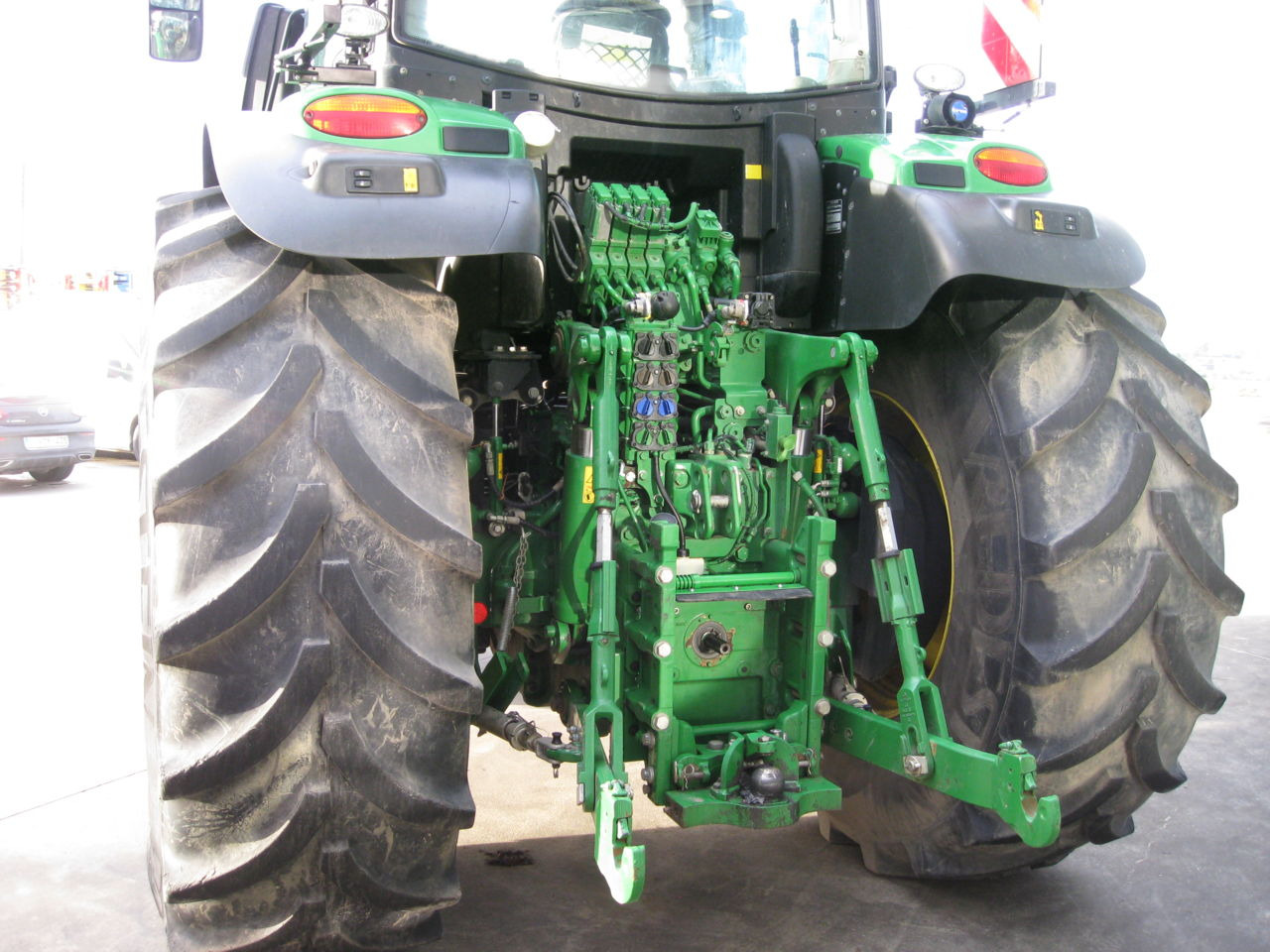 John Deere 6250R - Tracteur agricole: photos 3 John Deere 6250R - Tracteur agricole: photos 3