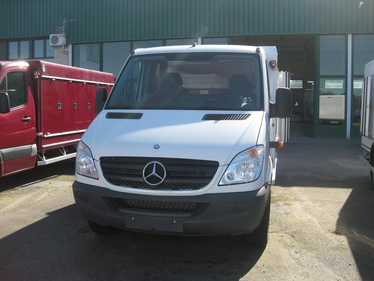 FRIGORÍFICO MERCEDES 313CDI - Véhicule utilitaire frigorifique: photos 2 FRIGORÍFICO MERCEDES 313CDI - Véhicule utilitaire frigorifique: photos 2
