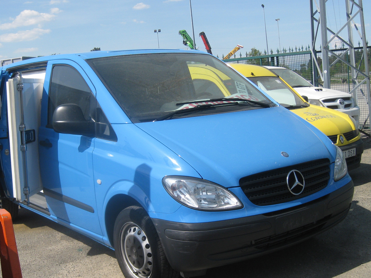 FURGONETA FRIGORIFICA MERCEDES VITO111 CDI - Véhicule utilitaire frigorifique: photos 1 FURGONETA FRIGORIFICA MERCEDES VITO111 CDI - Véhicule utilitaire frigorifique: photos 1