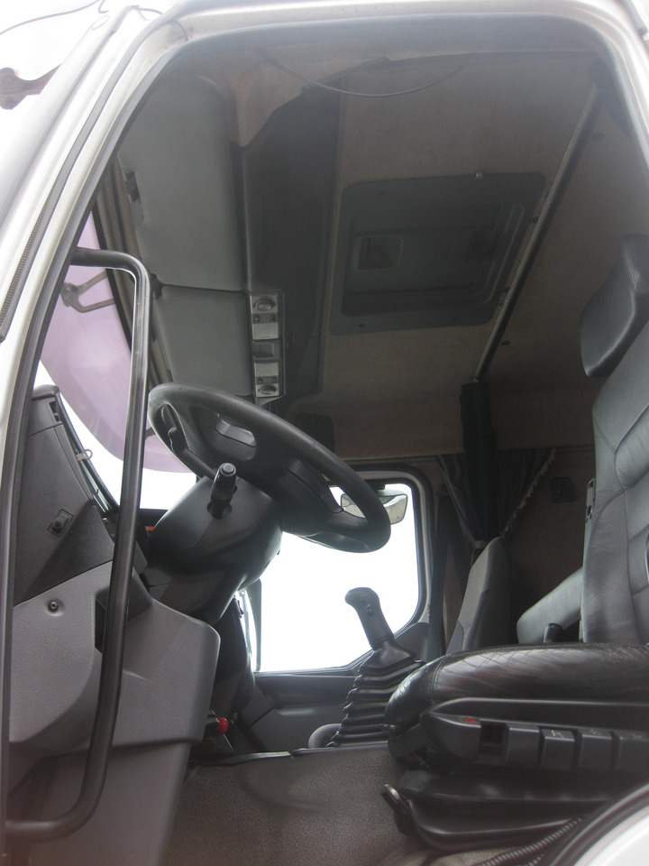 CABEZA TRACTORA RENAULT PREMIUM 420 - Tracteur routier: photos 5 CABEZA TRACTORA RENAULT PREMIUM 420 - Tracteur routier: photos 5