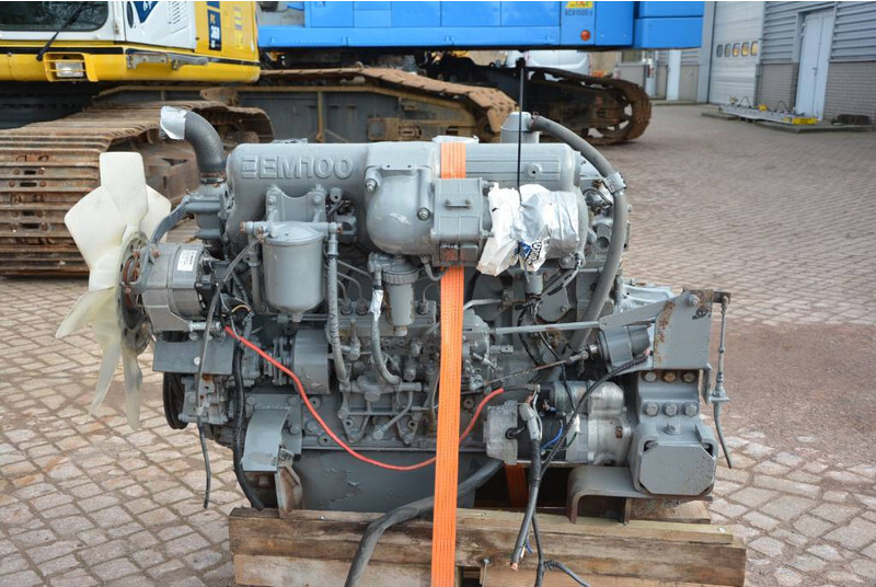 Hino EM100 engine complete - Moteur pour Engins de chantier: photos 1 Hino EM100 engine complete - Moteur pour Engins de chantier: photos 1