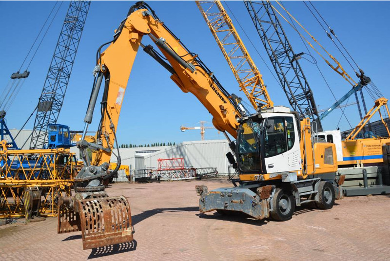 Liebherr LH 22 M - Pelle de manutention: photos 2 Liebherr LH 22 M - Pelle de manutention: photos 2