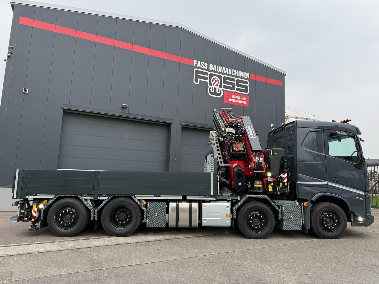 Volvo FH 500 | Kran Fassi F820 RA.2 | Jib L426 - Camion plateau, Camion grue: photos 5 Volvo FH 500 | Kran Fassi F820 RA.2 | Jib L426 - Camion plateau, Camion grue: photos 5