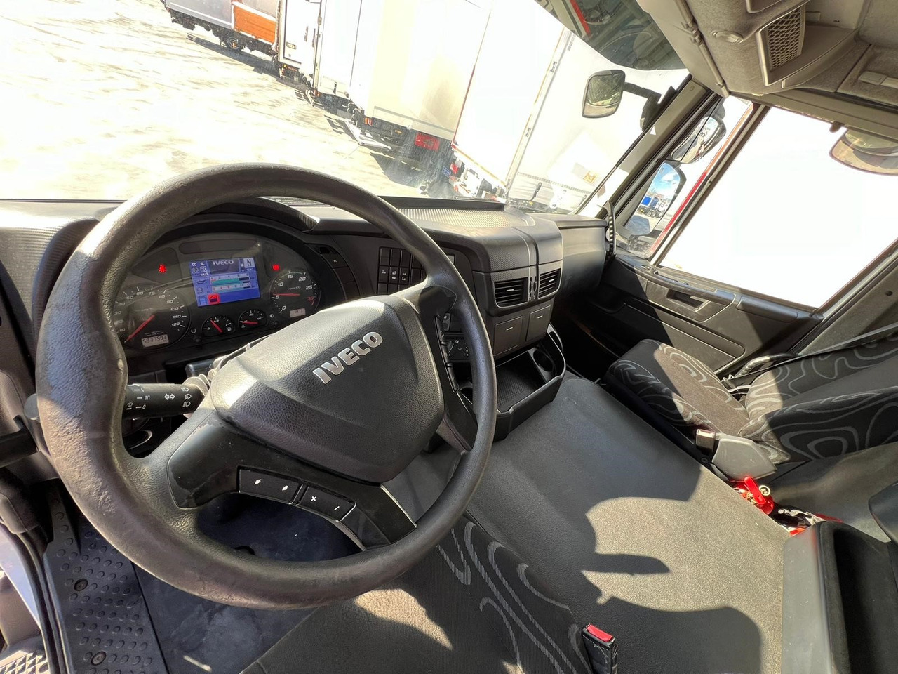 IVECO AD260S36 STRALIS EEV (Refrigerator) - Camion frigorifique: photos 5 IVECO AD260S36 STRALIS EEV (Refrigerator) - Camion frigorifique: photos 5
