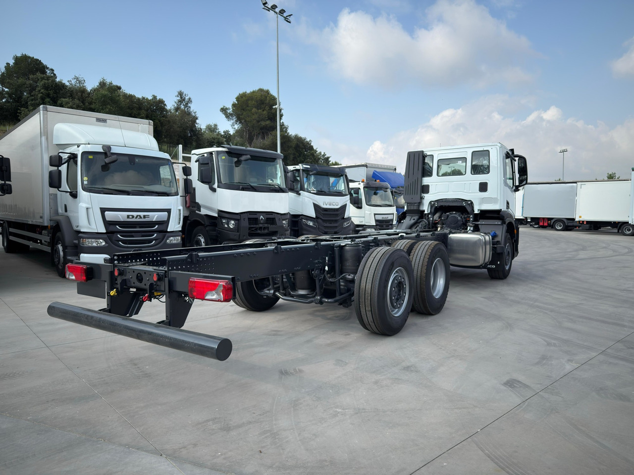 IVECO AD280X40 YPS ON X-WAY E6 (Chassis) - Châssis cabine: photos 4 IVECO AD280X40 YPS ON X-WAY E6 (Chassis) - Châssis cabine: photos 4