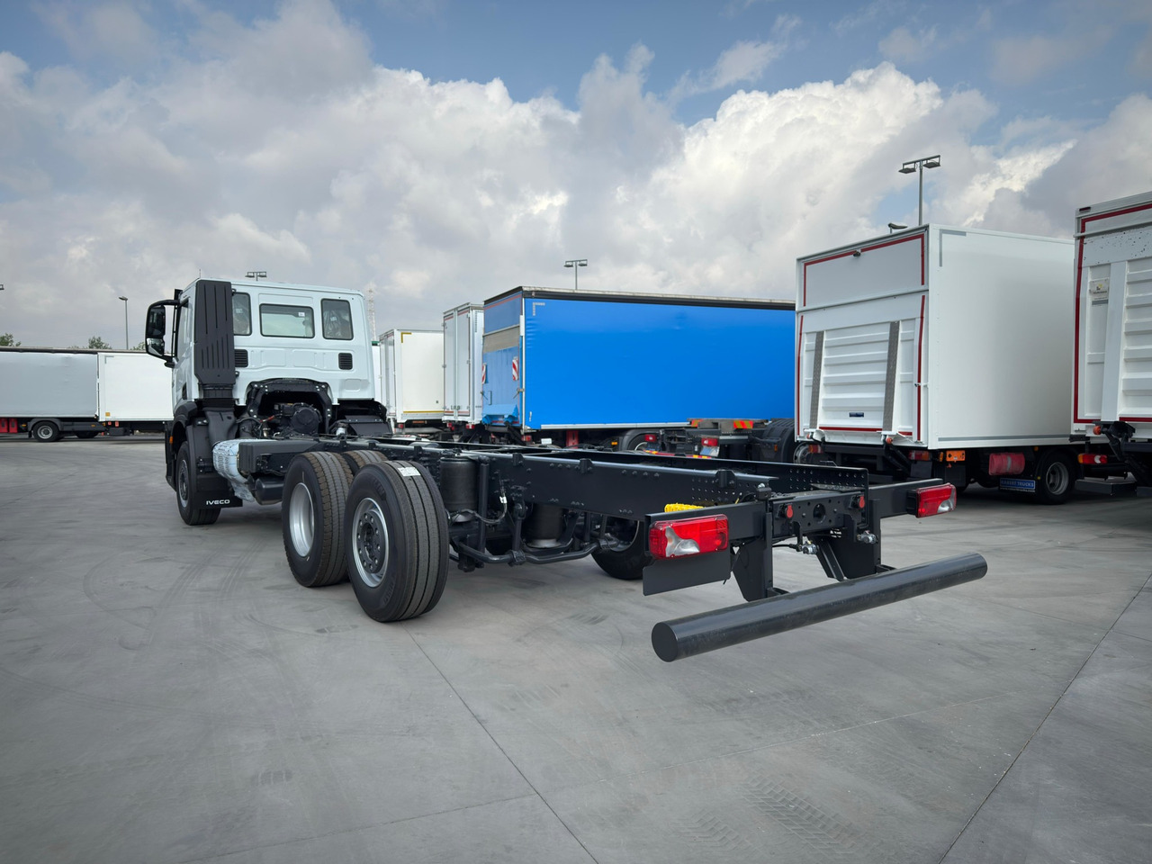 IVECO AD280X40 YPS ON X-WAY E6 (Chassis) - Châssis cabine: photos 5 IVECO AD280X40 YPS ON X-WAY E6 (Chassis) - Châssis cabine: photos 5