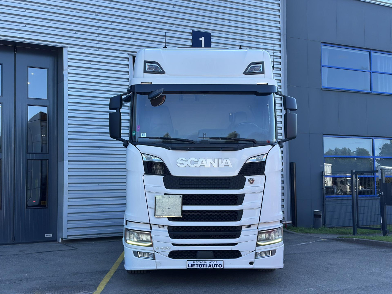 SCANIA S 450 A4x2EB - Tracteur routier: photos 3 SCANIA S 450 A4x2EB - Tracteur routier: photos 3