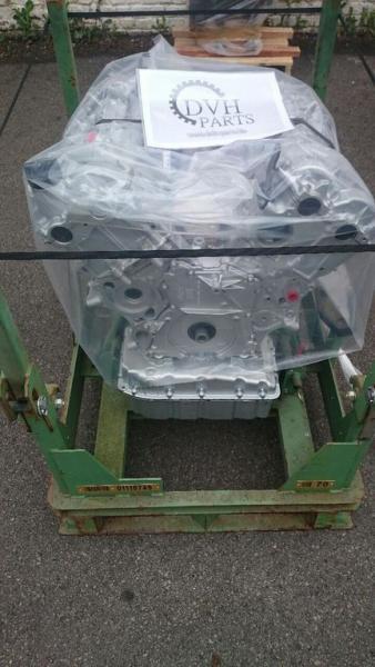Nc Moteur MERCEDES-BENZ OM642.896 pour minibus MERCEDES-BENZ SPRINTER, OM 642 896 neuf - Moteur pour Minibus: photos 1 Nc Moteur MERCEDES-BENZ OM642.896 pour minibus MERCEDES-BENZ SPRINTER, OM 642 896 neuf - Moteur pour Minibus: photos 1