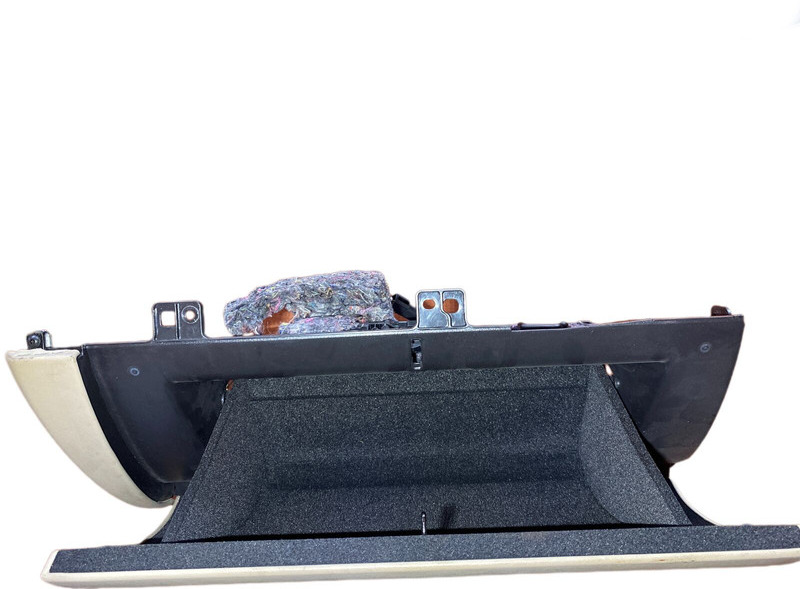 Jaguar XF250 - Cabine et intérieur: photos 3 Jaguar XF250 - Cabine et intérieur: photos 3