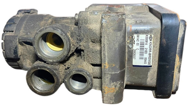 KNORR-BREMSE - Pièces de frein: photos 3 KNORR-BREMSE - Pièces de frein: photos 3