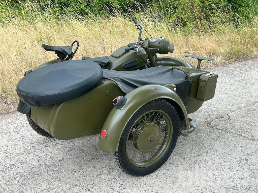 1973 Dnepr MT 9 - Motocyclette: photos 3 1973 Dnepr MT 9 - Motocyclette: photos 3