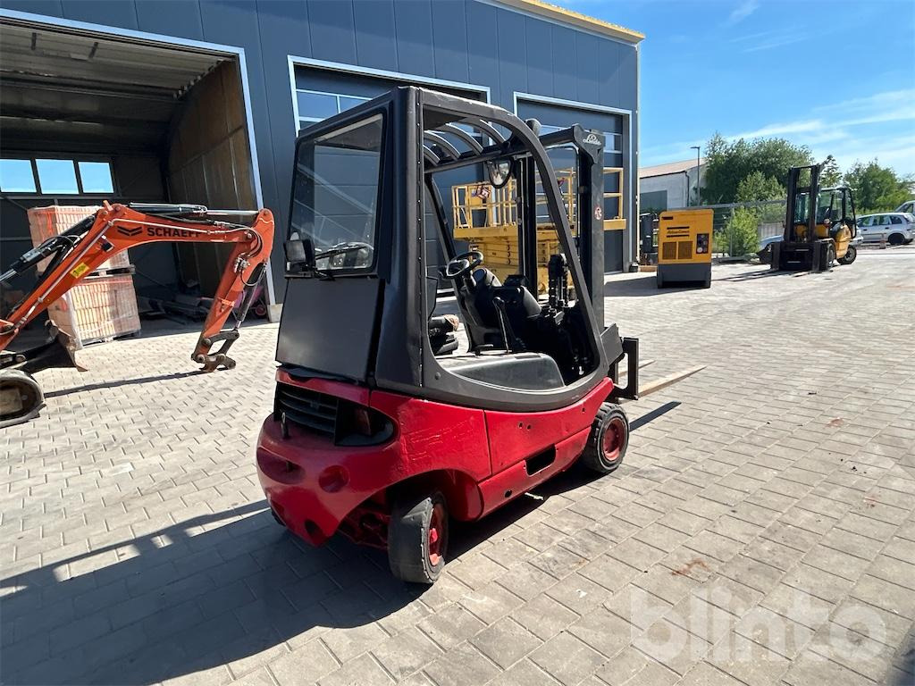 2001 Linde H18D-03 - Chariot élévateur: photos 3 2001 Linde H18D-03 - Chariot élévateur: photos 3
