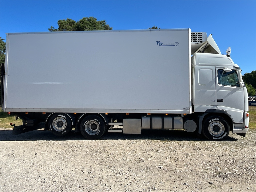 VOLVO FH12 6X2 - Autre matériel: photos 4 VOLVO FH12 6X2 - Autre matériel: photos 4