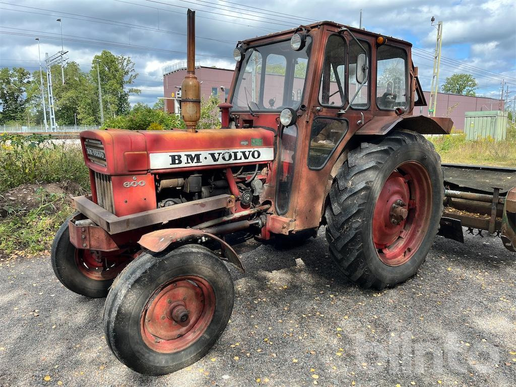 BM VOLVO T 600 - Tracteur agricole: photos 1 BM VOLVO T 600 - Tracteur agricole: photos 1
