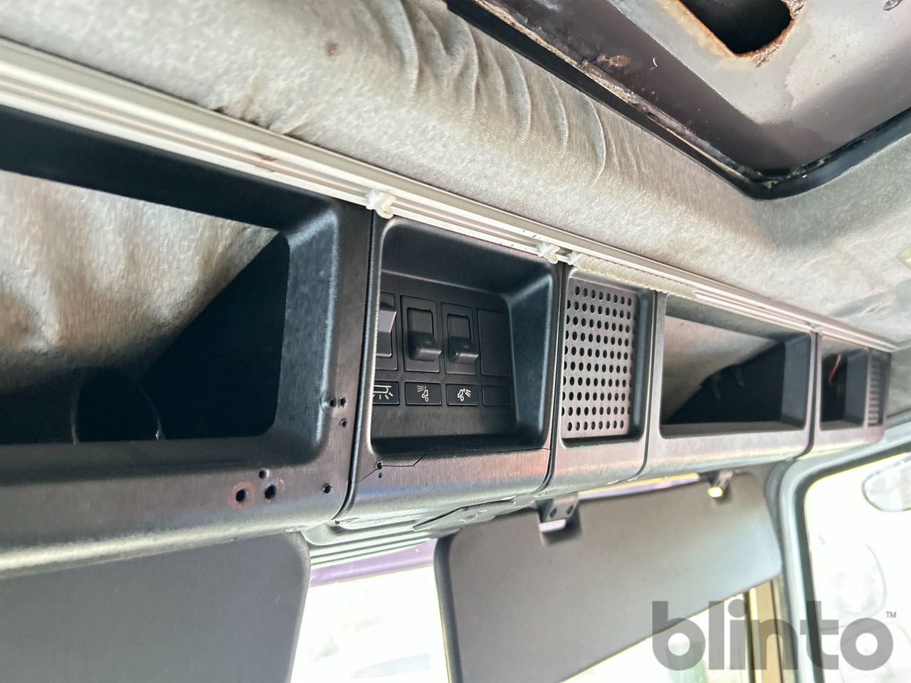 Camion SCANIA R112: photos 47