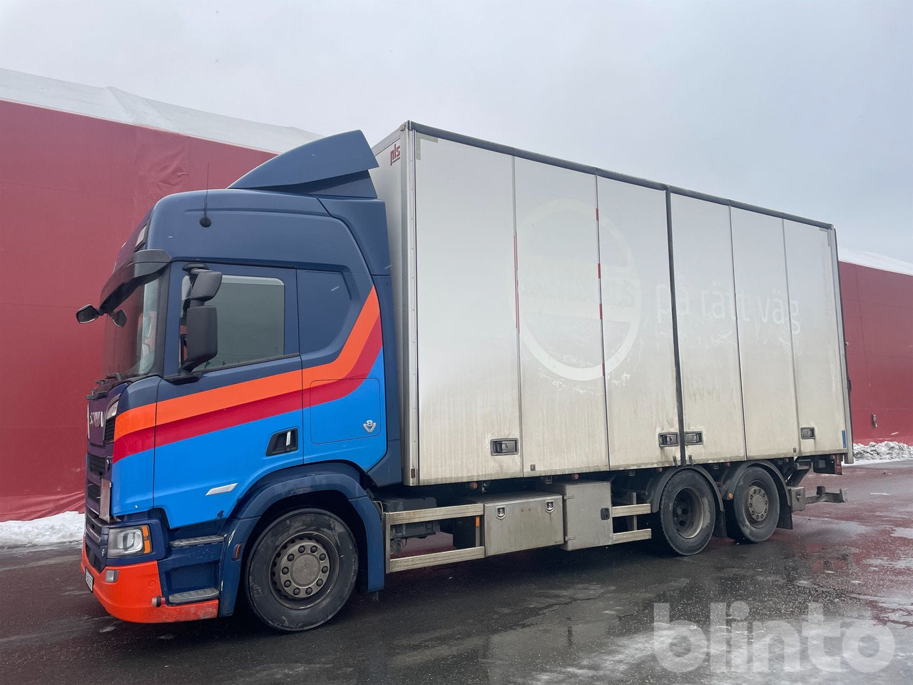 SCANIA R520B6X2*4NB - Camion: photos 1 SCANIA R520B6X2*4NB - Camion: photos 1