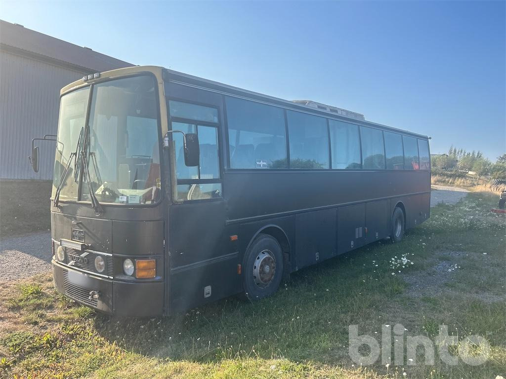 VOLVO B10 M-60 - Camping-car: photos 1 VOLVO B10 M-60 - Camping-car: photos 1