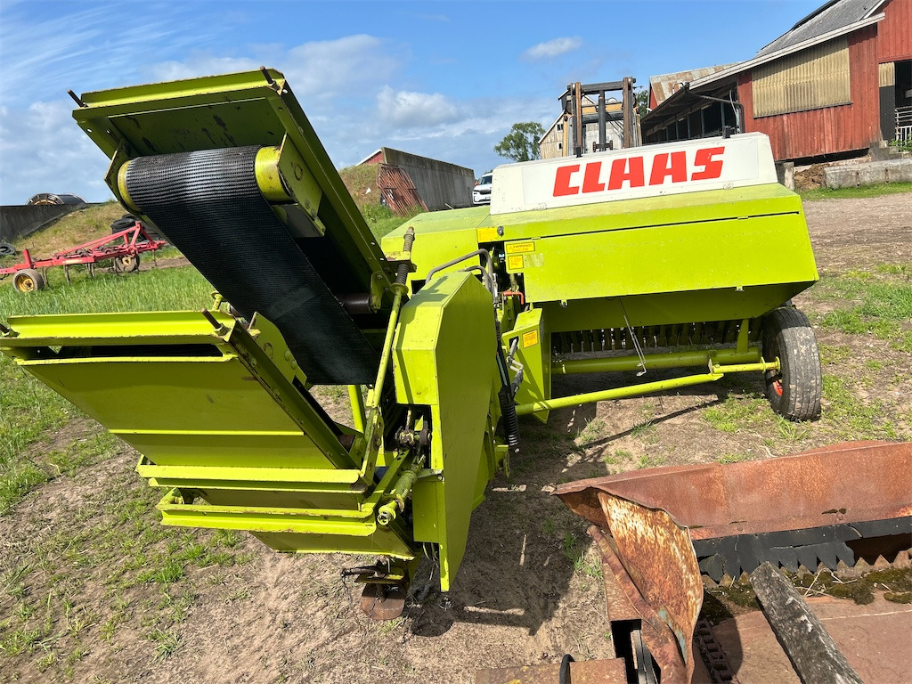 Claas Markant 51 - Presse à balles rondes: photos 5 Claas Markant 51 - Presse à balles rondes: photos 5
