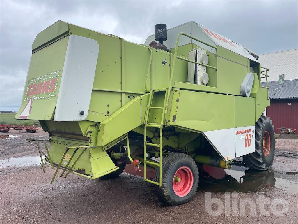 Claas dominator 86 - Moissonneuse-batteuse: photos 4 Claas dominator 86 - Moissonneuse-batteuse: photos 4