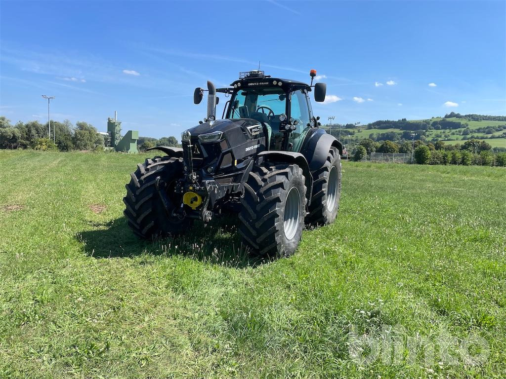 Deutz Fahr VT54 (7250 TTV Warrior) - Tracteur agricole: photos 1 Deutz Fahr VT54 (7250 TTV Warrior) - Tracteur agricole: photos 1