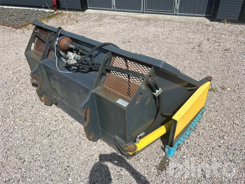 Drivex KSF 1.5 - Zettelmeyer - Godet pour chargeur pour Niveleuse: photos 5 Drivex KSF 1.5 - Zettelmeyer - Godet pour chargeur pour Niveleuse: photos 5