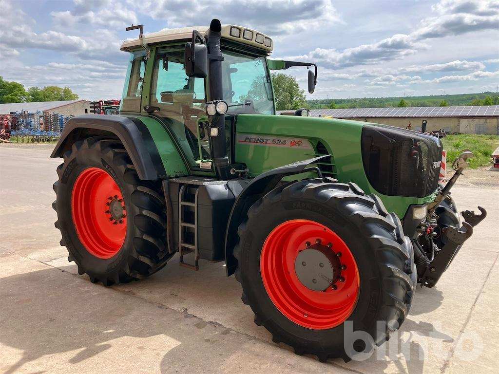 Fendt 924 Vario TMS (2004) - Tracteur agricole: photos 2 Fendt 924 Vario TMS (2004) - Tracteur agricole: photos 2