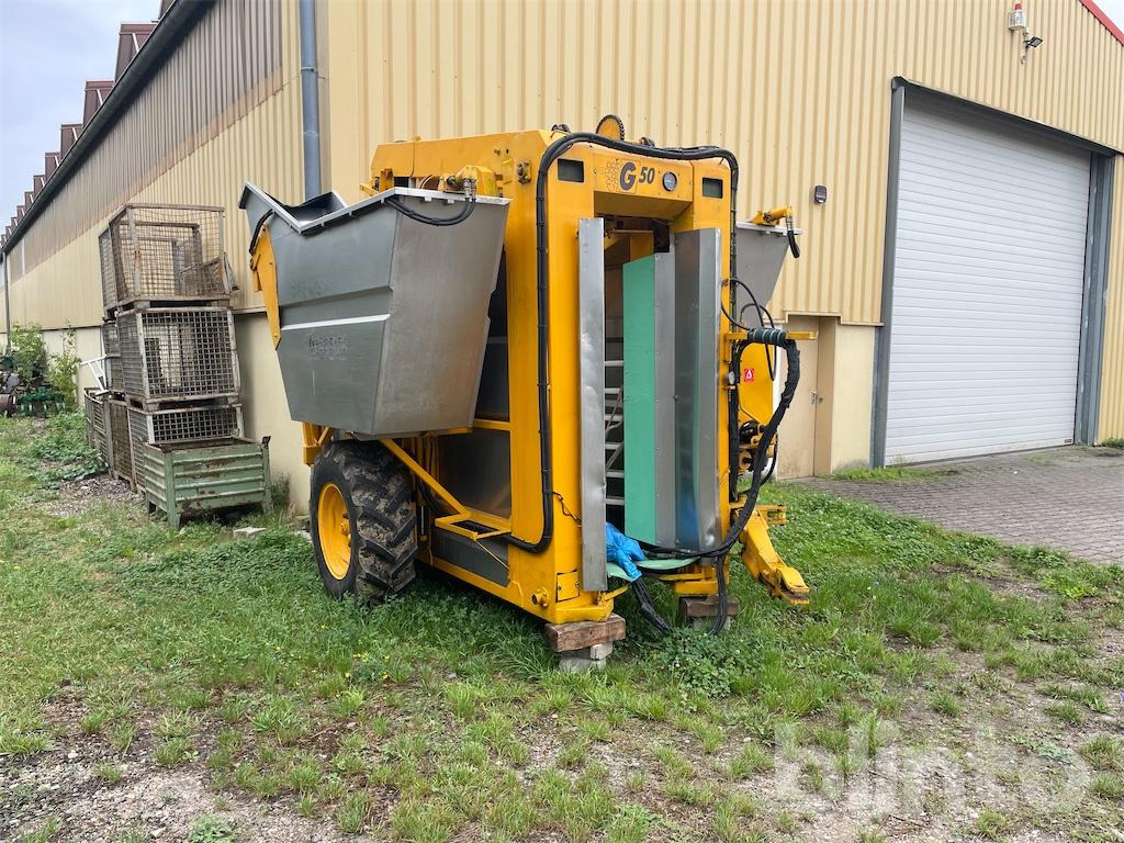 Gregoire G50 Gezogen - Machine à vendanger: photos 1 Gregoire G50 Gezogen - Machine à vendanger: photos 1
