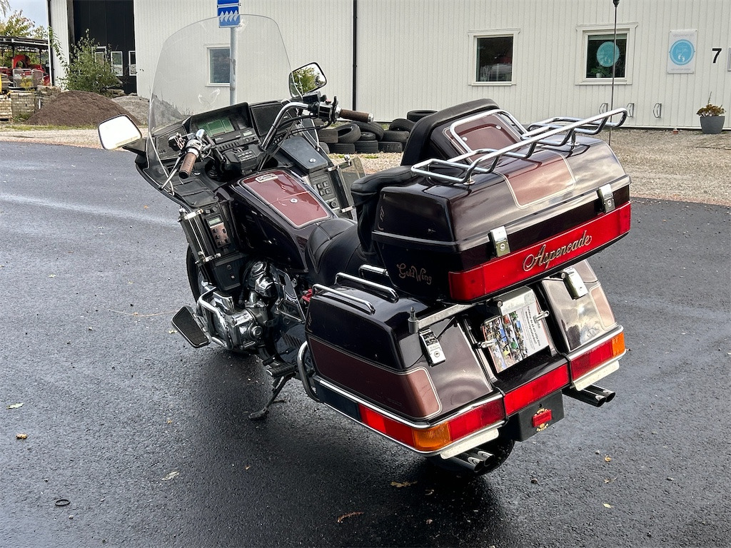 HONDA Goldwing Aspencade 1200cc - Motocyclette: photos 5 HONDA Goldwing Aspencade 1200cc - Motocyclette: photos 5