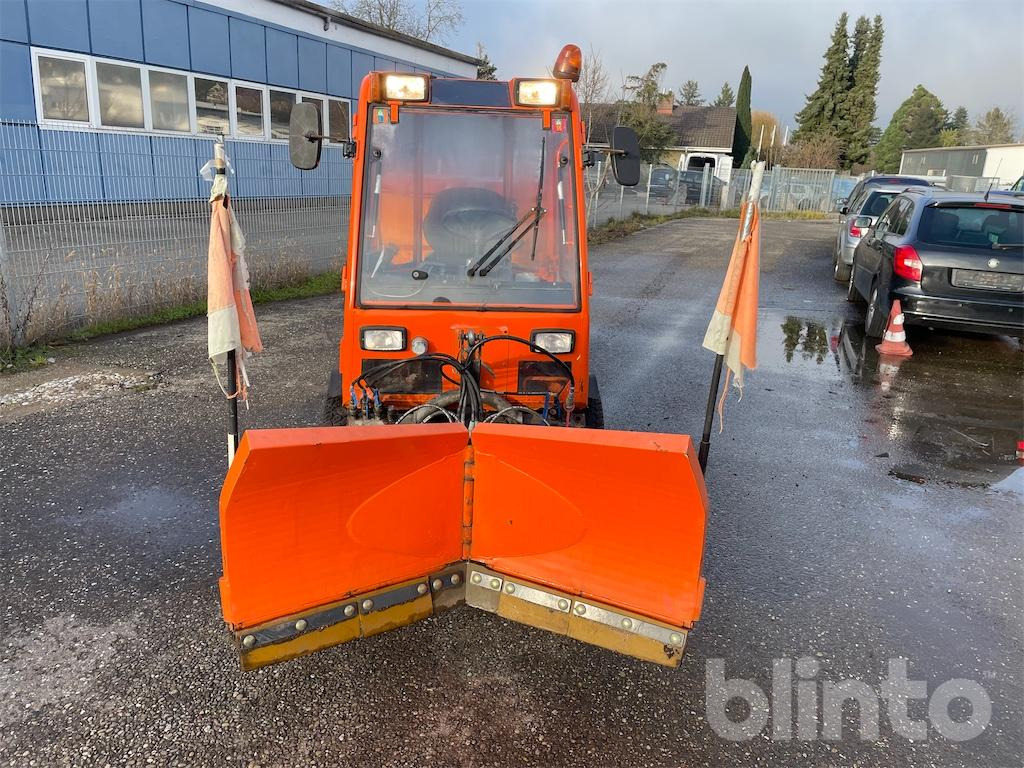 Holder 202 (2007) - Engin de déneigement: photos 4 Holder 202 (2007) - Engin de déneigement: photos 4