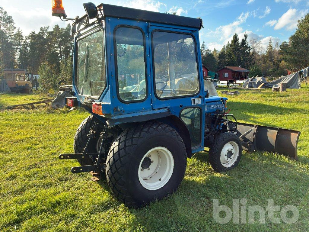 ISEKI 2220 - Tracteur agricole: photos 5 ISEKI 2220 - Tracteur agricole: photos 5