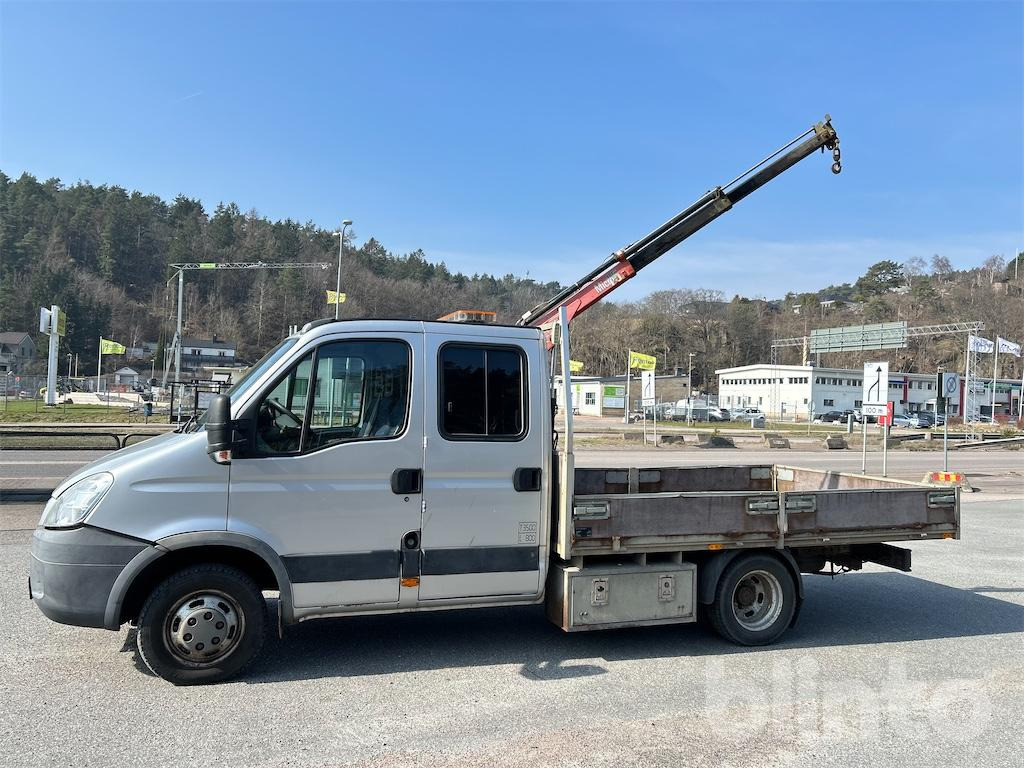 Iveco Daily 3.0HP - Fourgon plateau, Utilitaire double cabine: photos 1 Iveco Daily 3.0HP - Fourgon plateau, Utilitaire double cabine: photos 1