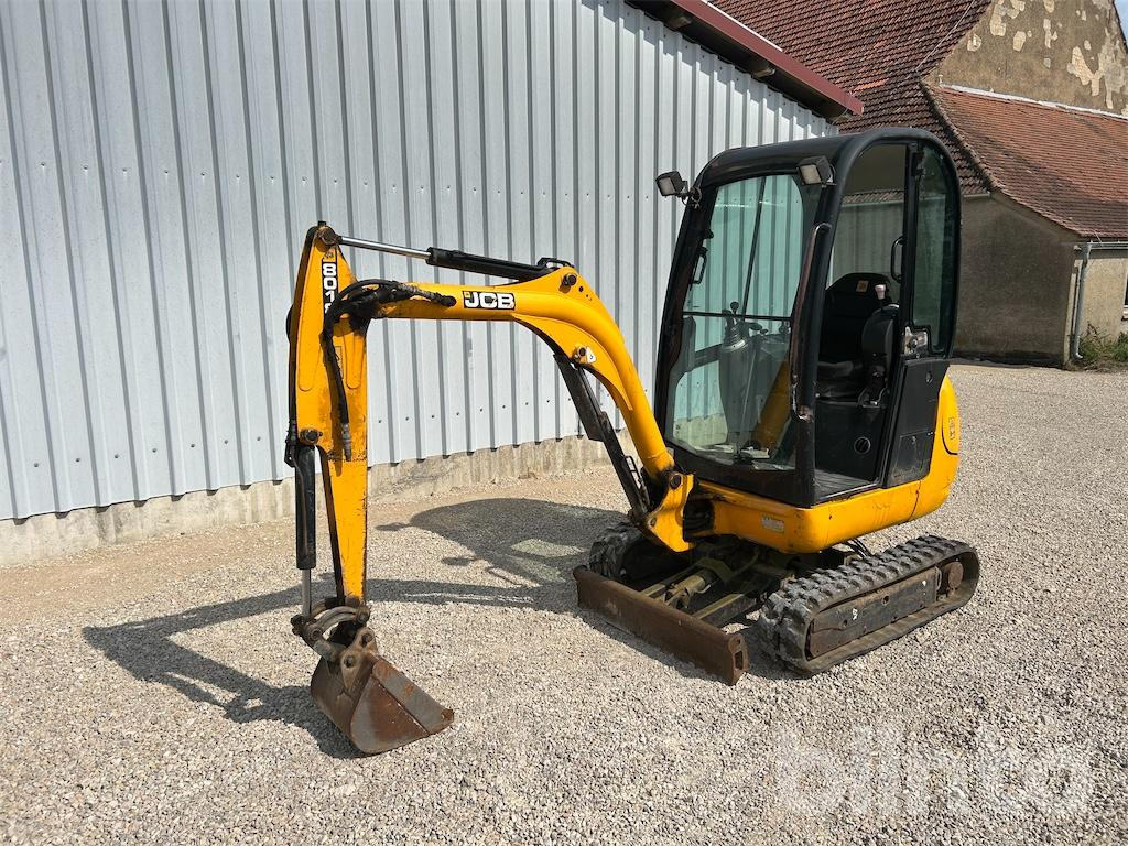 JCB 8018 CTS (2010) - Mini pelle: photos 1 JCB 8018 CTS (2010) - Mini pelle: photos 1
