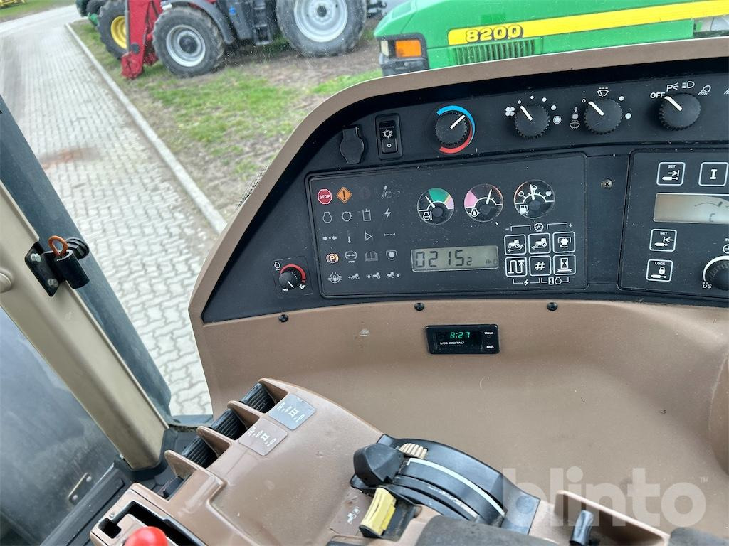 John Deere 8100 (1996) - Tracteur agricole: photos 5 John Deere 8100 (1996) - Tracteur agricole: photos 5