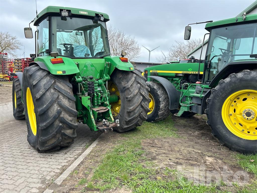 John Deere 8100 (1996) - Tracteur agricole: photos 4 John Deere 8100 (1996) - Tracteur agricole: photos 4