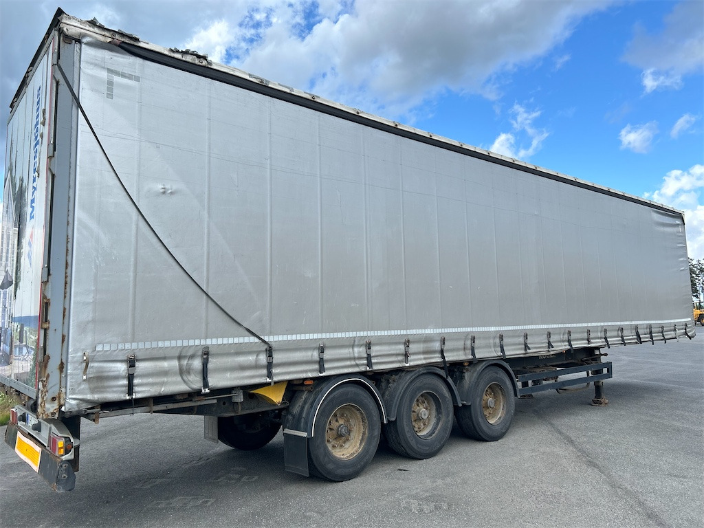KÖGEL SN 24 SEMI-TRAILER - Semi-remorque rideaux coulissants: photos 3 KÖGEL SN 24 SEMI-TRAILER - Semi-remorque rideaux coulissants: photos 3