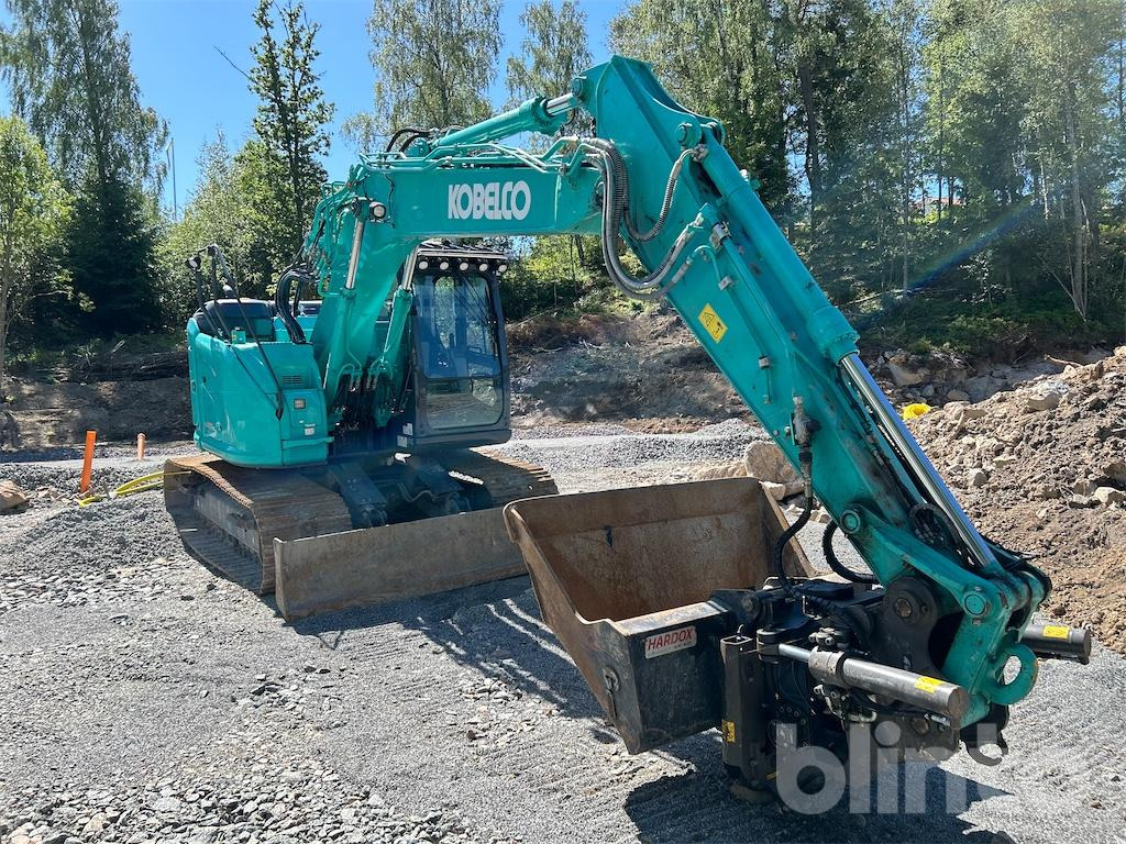 Kobelco SK140SRLC med 2D grävsystem och tillbehör - Pelle sur chenille: photos 1 Kobelco SK140SRLC med 2D grävsystem och tillbehör - Pelle sur chenille: photos 1