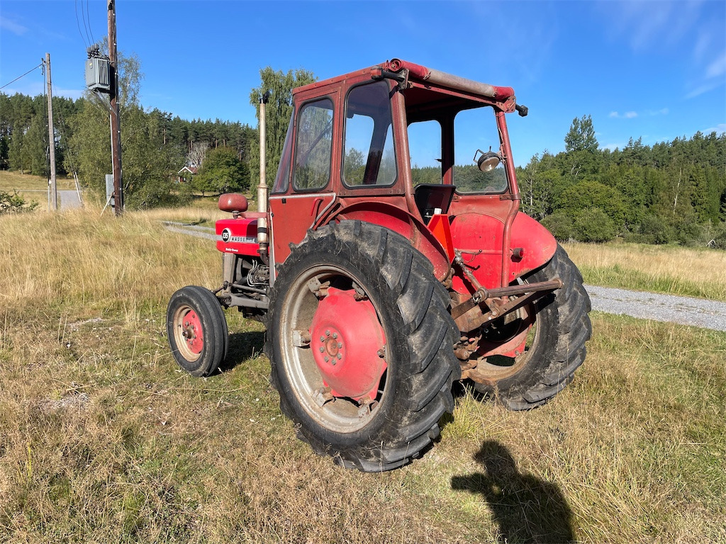 MASSEY FERGUSON 135 - Tracteur agricole: photos 4 MASSEY FERGUSON 135 - Tracteur agricole: photos 4