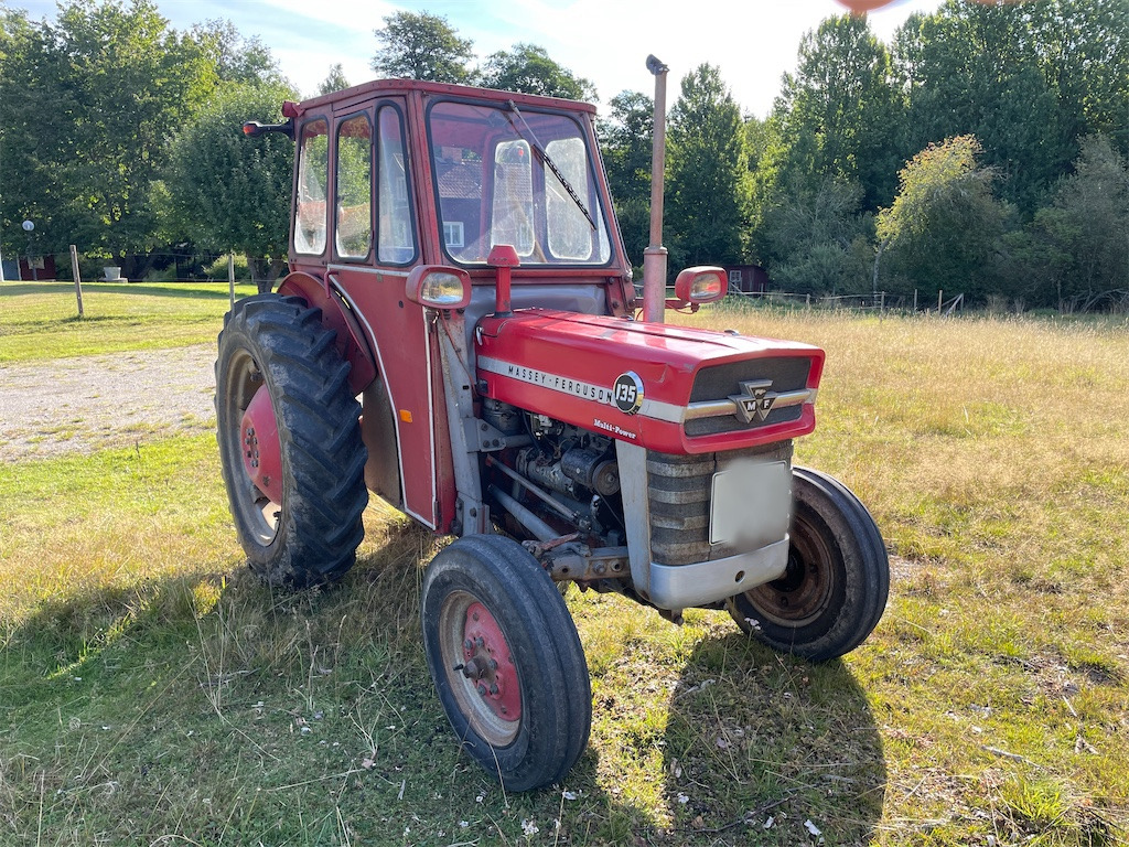 MASSEY FERGUSON 135 - Tracteur agricole: photos 2 MASSEY FERGUSON 135 - Tracteur agricole: photos 2