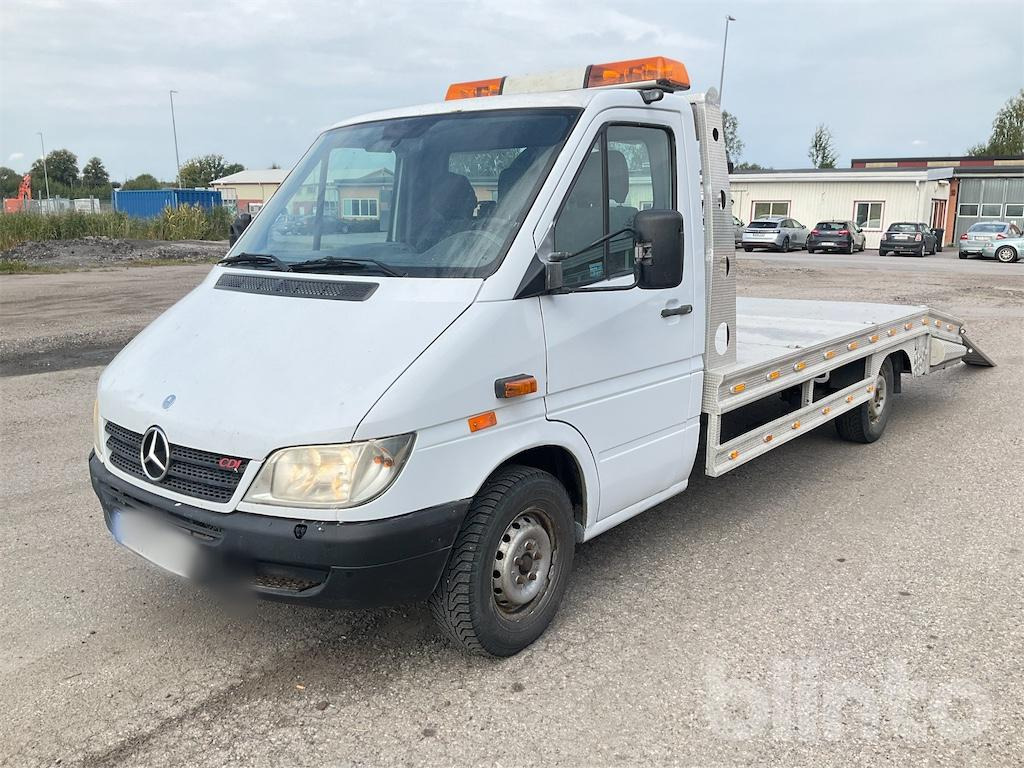 MERCEDES-BENZ 313 CDI - Camion porte-voitures: photos 3 MERCEDES-BENZ 313 CDI - Camion porte-voitures: photos 3