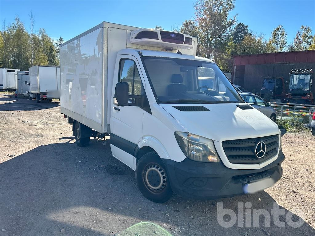 MERCEDES-BENZ - Véhicule utilitaire frigorifique: photos 3 MERCEDES-BENZ - Véhicule utilitaire frigorifique: photos 3