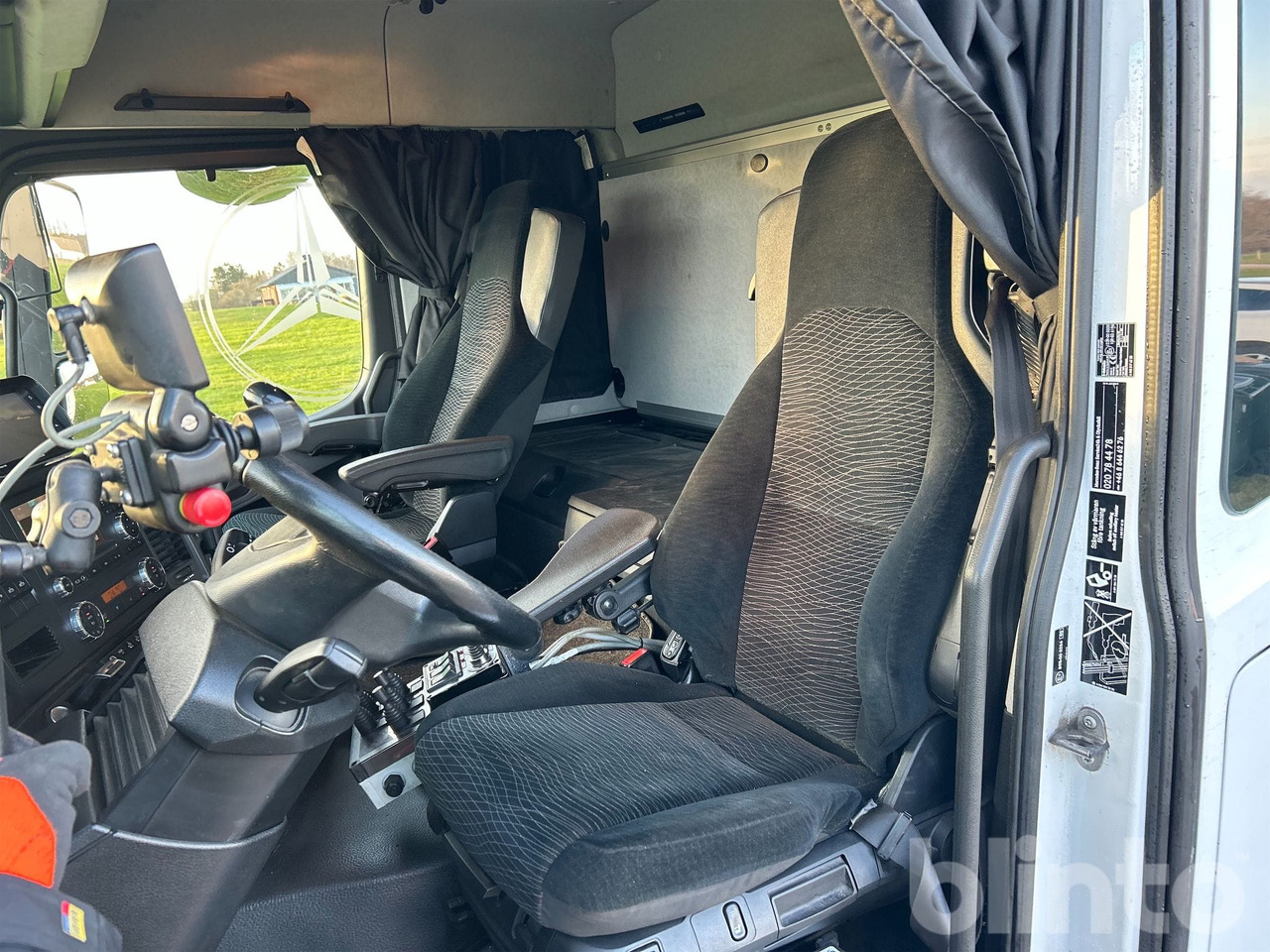 Mercedes-Benz Arocs 3251LK 8x4 - JOAB L24 - Camion ampliroll: photos 4 Mercedes-Benz Arocs 3251LK 8x4 - JOAB L24 - Camion ampliroll: photos 4