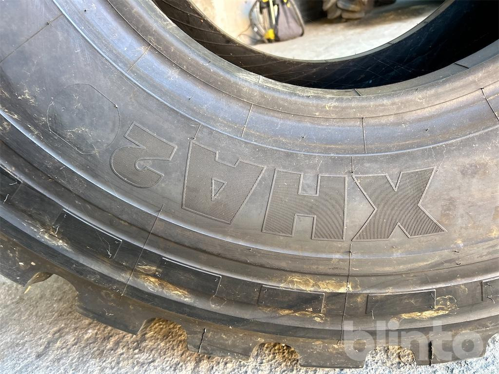Michelin XHA2 - 20.5R25 - Roue complète pour Engins de chantier: photos 5 Michelin XHA2 - 20.5R25 - Roue complète pour Engins de chantier: photos 5