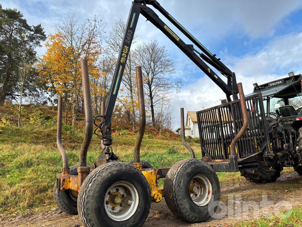 Mowi 2453 - Remorque forestière: photos 4 Mowi 2453 - Remorque forestière: photos 4