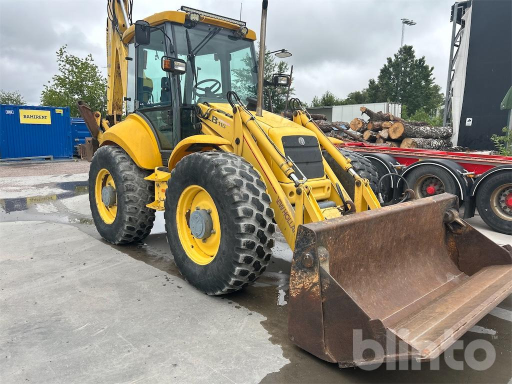 New Holland LB115 4WD - Tractopelle: photos 4 New Holland LB115 4WD - Tractopelle: photos 4