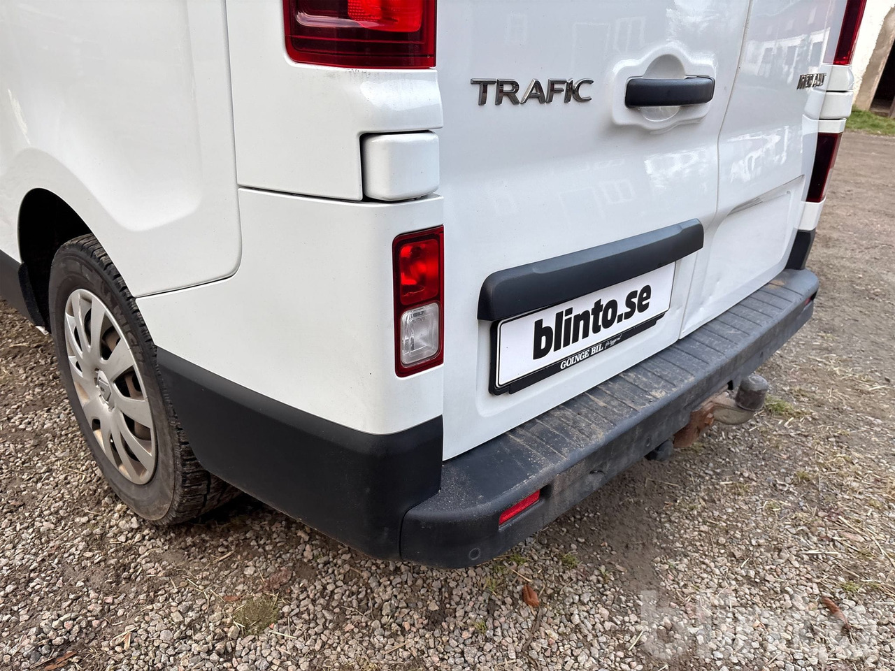 Fourgon utilitaire RENAULT TRAFIC 1.6 dCi: photos 33 Fourgon utilitaire RENAULT TRAFIC 1.6 dCi: photos 33