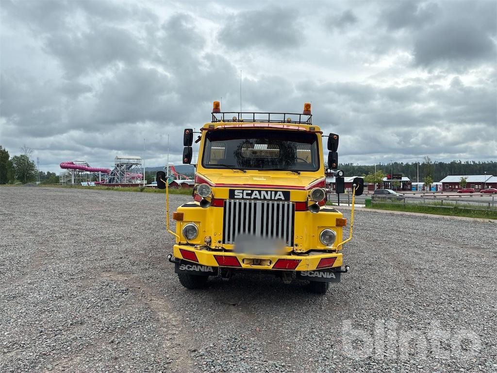SCANIA LS 141S42 240 - Camion benne: photos 2 SCANIA LS 141S42 240 - Camion benne: photos 2