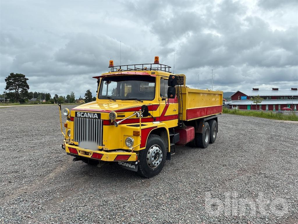 SCANIA LS 141S42 240 - Camion benne: photos 1 SCANIA LS 141S42 240 - Camion benne: photos 1