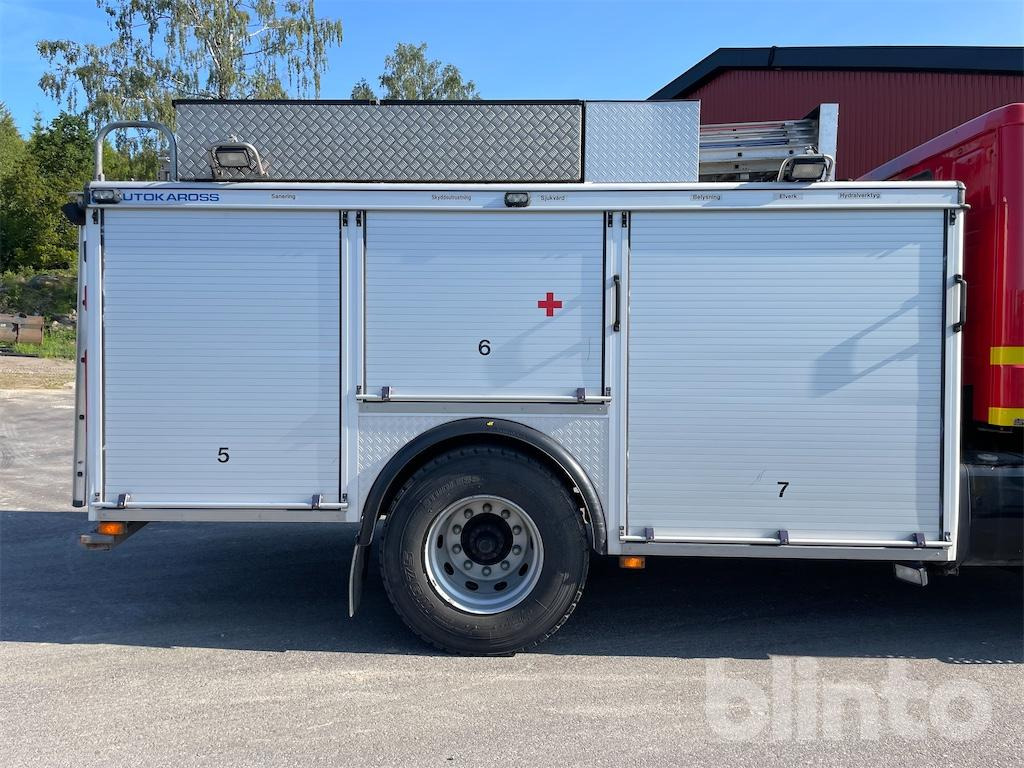 SCANIA P 93 ML 4X2 42 - Camion de pompier: photos 3 SCANIA P 93 ML 4X2 42 - Camion de pompier: photos 3