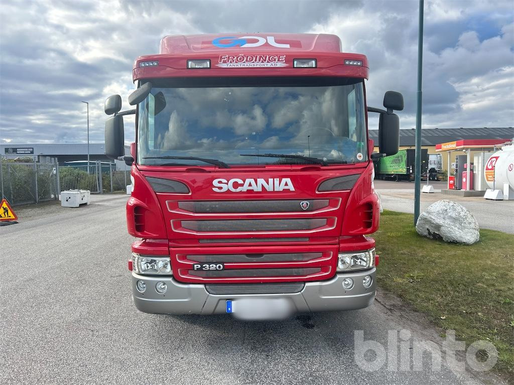 SCANIA P320LB6X2*4HNB - Benne à ordures ménagères: photos 3 SCANIA P320LB6X2*4HNB - Benne à ordures ménagères: photos 3